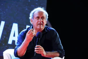 მიშელ პლატინიმ ხვიჩა კვარაცხელიას ოქროს ბურთის მოგების შანსებზე ისაუბრა