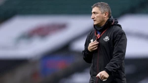 ლევან მაისაშვილი სასუნთქი აპარატიდან მოხსნილია და დამოუკიდებლად სუნთქავს