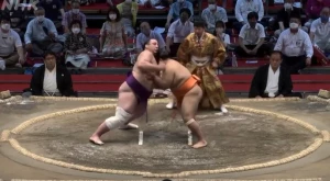 ტოჩინოშინის მეხუთე მარცხი ნაგოია ბაშოზე