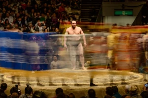 ვინ გამოიმუშავა ყველაზე მეტი თანხა აკი ბაშოზე 12 დღის შემდეგ