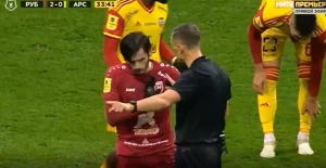 კვარაცხელია მსაჯს - პენალტი არ არის (ვიდეო)