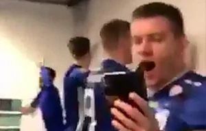 რა ხდებოდა კლაკსვიკის გასახდელში ისტორიული გამარჯვების შემდეგ (ვიდეო)