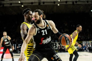 თორნიკე შენგელიას ევროლიგაში 1000 მოხსნა დაუგროვდა