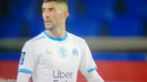 კარანტინიდან დაბრუნებულმა დი მარიამ მეტოქეს სახეში შეაფურთხა (ვიდეო)