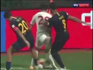 დემბელეს არასპორტული საქციელი და მძიმე ტრავმას გადარჩენილი ჩინელი ფეხბურთელი (ვიდეო)