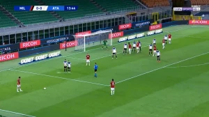 ჰაკან ჩალჰანოღლუს ულამაზესი ჯარიმა ატალანტას კარში (ვიდეო)