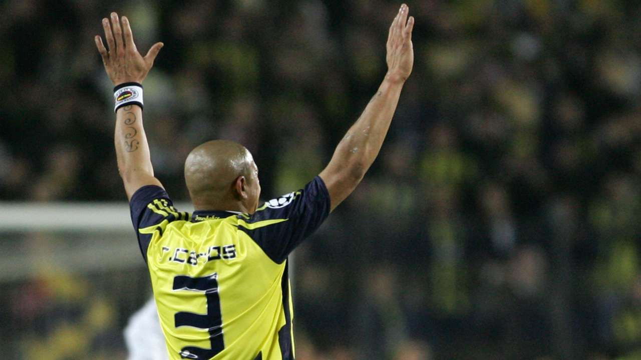 roberto-carlos-fenerbahce_1nd2j2u4oo8f91md2sg78afp3h