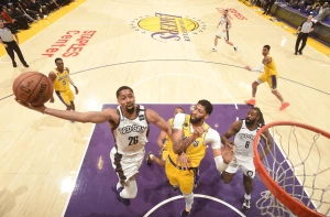 ლეიკერსი 102:104 ბრუკლინი (მიმოხილვა)