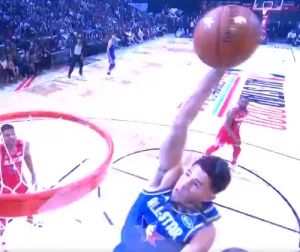 დევინ ბუკერის ბრწყინვალე ჩატენვა (ვიდეო)