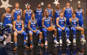 გუნდები ადგილზე არიან  - ლებრონის გუნდმა მატჩისწინა ფოტოები გადაიღო (ვიდეო)