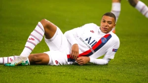 მიმდინარე სეზონის კურიოზული მომენტები ფეხბურთში (ვიდეო)