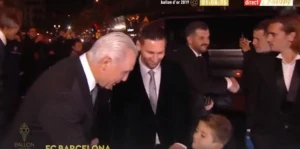 მესი ცერემონიაზე მივიდა (ვიდეო)