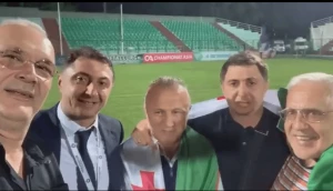 ძმები არველაძეების სიმღერა უზბეკეთში და აფრიალებული ქართული დროშები (ვიდეო)