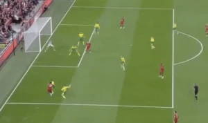 პრემიერ ლიგა ჰენლის ავტოგოლით გაიხსნა (ვიდეო)