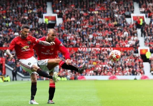 მანჩესტერის ქომაგები: "დააბრუნეთ ბექჰემი გუნდში!"