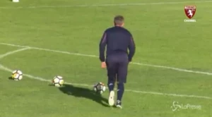 ტორინოს მწვრთნელმა თავის მეკარეს საოცარი გოლები გაუტანა (ვიდეო)