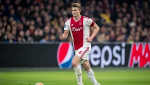 აიაქსი 3:1 პსვ (მიმოხილვა)