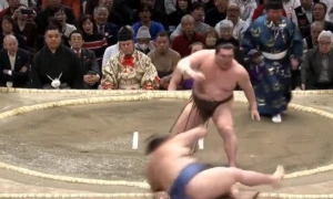 ლეგენდა დაუჯერებლად ასპარეზობს - ჰაკუჰოს ბრწყინვალე გამარჯვება (ვიდეო)