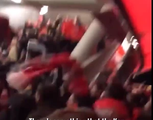 ლივერპულის გულშემატკივრებმა ალიანც არენაზე გამარჯვება გრანდიოზულად აღნიშნეს (ვიდეო)