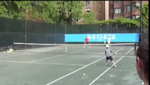 8 წლის ბავშვმა როჯერ ფედერერს საოცარი ქულა აუღო (ვიდეო)