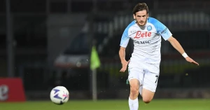 კასანო კვარაცხელიაზე: ,,სიგიჟედ მიმაჩნია ის, რომ ნაპოლის გარდა მასზე სხვა არცერთ გუნდს არ უფიქრია''