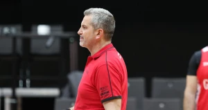 ილიას ზუროსი: "რთულ სიტუაციაში ვართ და შევსებულ დარბაზს ველოდებით"