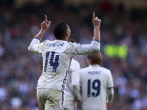 კაზემირომ რეალი ორი ბურთით დააწინაურა