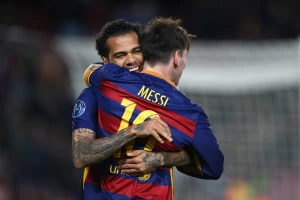 დანი ალვეში: ,,თუ მესი ტიტულების რაოდენობით გამასწრებს, 50 წლამდე ვითამაშებ''