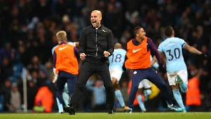 მომენტი, როდესაც ფანები გვარდიოლას უჩვეულო სიტუაციაში შეხვდნენ (ფოტო)