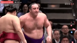 ტოჩინოშინის მარცხი აბისთან (ვიდეო)