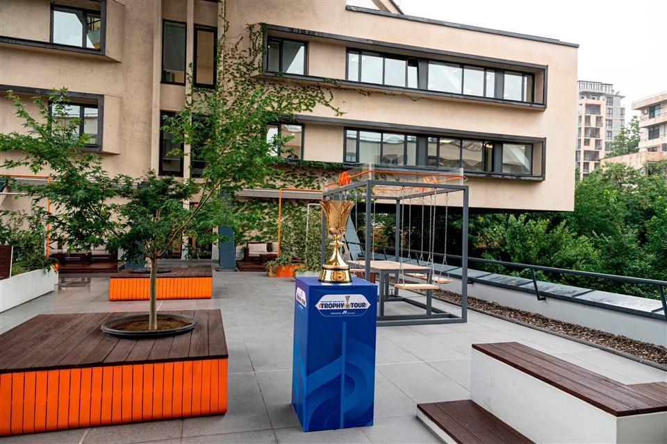 dj9q-phsiE-YsgyiG-nwiQ