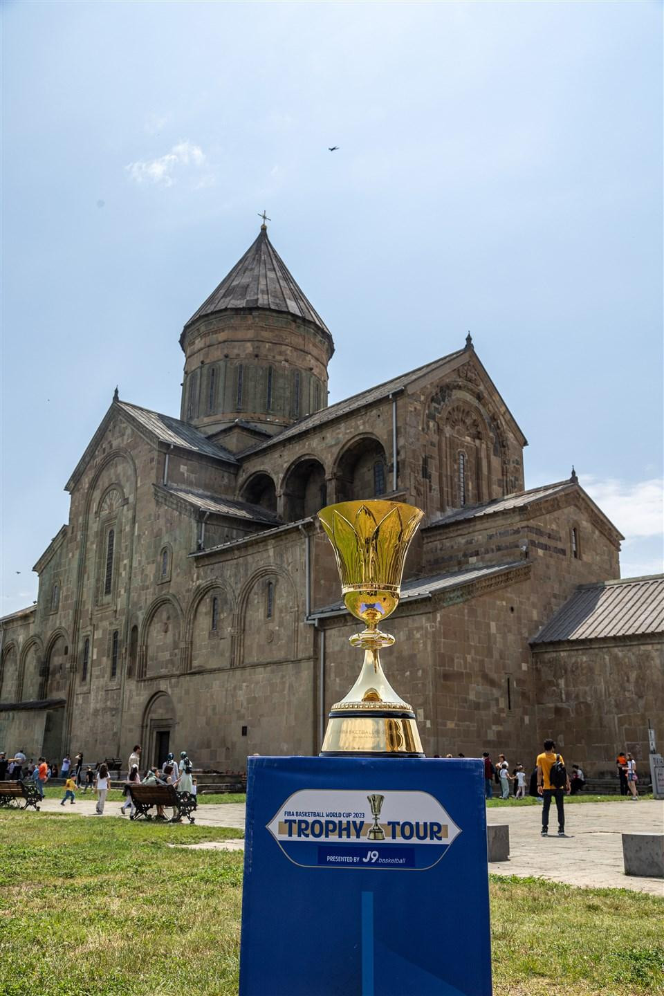 Un0bZxaOkUS7GOHRIrl6Vg