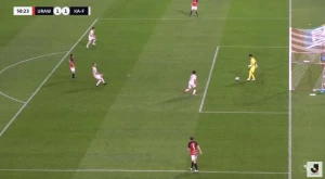 ურავა რედსის მეკარის კურიოზული შეცდომა და გოლი საკუთარ კარში