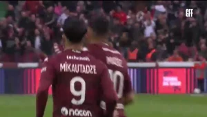 გიორგი მიქაუტაძემ პარიზს გაუტანა