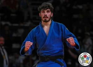 ტატო გრიგალაშვილმა  რუსი ევროპის ჩემპიონი დაამარცხა და 1/4 ფინალში გავიდა!