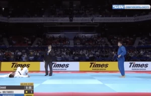 ლუკა მაისურაძემ უზბეკი მეტოქე დაამარცხა და ბრინჯაოს მედლისთვის იჭიდავებს (ვიდეო)