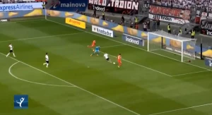 მიულერის წარმოუდგენელი აცილება აინტრახტთან