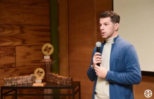 ლევან კობიაშვილი: "გულშემატკივრის სიმრავლე სასიამოვნოა, ეს მოედანზეც აისახება" 