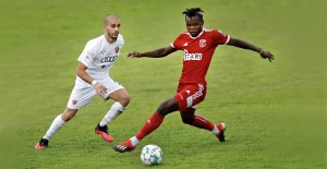 10-კაციანმა დილამ ექს-ჩემპიონთან ქულა გადაარჩინა და ლიდერობა შეინარჩუნა 