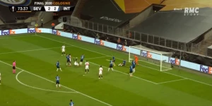 ლუკაკუმ გოლის შემდეგ ავტო-გოლი გაიტანა - სევილია კიდევ ერთხელ დაწინაურდა (ვიდეო)