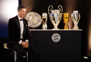 რობერტ ლევანდოვსკი: "პოლონელებს არასრულფასოვნების კომპლექსი გვაქვს" 