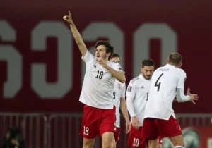 ბუნდესლიგა ისევ აქტიურია: გერმანული კლუბი კვარაცხელიას უკვე დაუკავშირდა