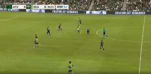 მოედნის ცენტრიდან - შესანიშნავი გოლი MLS-ში (ვიდეო)