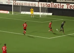 ბრწყინვალე საგოლე პასი ქუსლით ნიდერლანდების ახალგაზრდულ ლიგაში (ვიდეო)