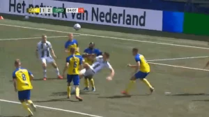 გრონინგემმა კამბურს 94-ე წუთზე ბრწყინვალე მაკრატელათი მოუგო (ვიდეო)