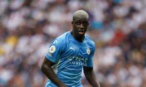 ბენჟამინ მენდის საქმე გართულდა - ფრანგის მომჩივანთა რაოდენობა გაიზარდა