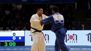 გელა ზაალიშვილის საოცარი იპონი რუს შაკიროვთან (ვიდეო)