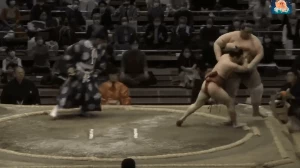 ენჰოს საოცარი გამარჯვება აოიამასთან (ვიდეო)