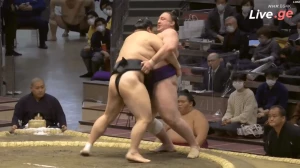 ტოჩინოშინის მარცხი ოკინოუმისთან (ვიდეო)