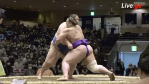 ტოჩინოშინმა მარტის ბაშო იჩინოჯოსთან მარცხით დაიწყო (ვიდეო)